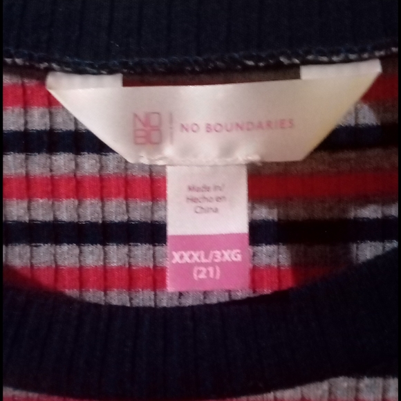 🎀Striped Top🎀 - Picture 3 of 4